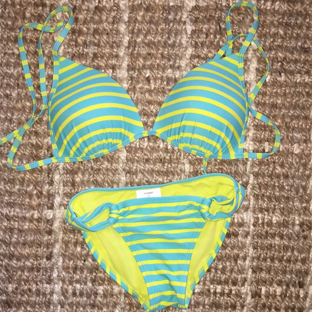 Old navy swimsuit